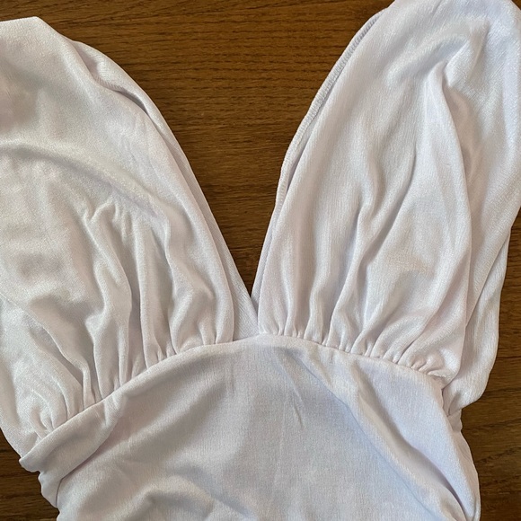 NWT popular 21 dollskill satin greek goddess low cut cropped top - Picture 5 of 7